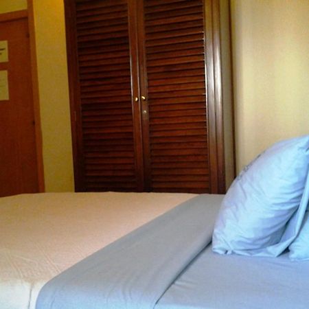 Hotel Georgia アクラ エクステリア 写真