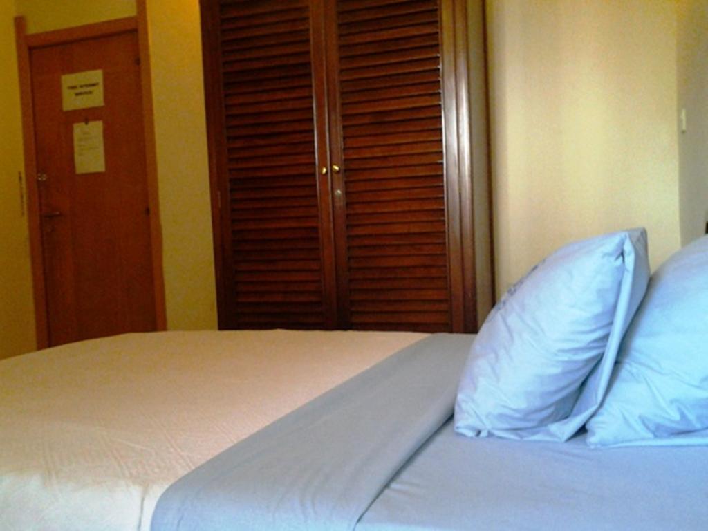 Hotel Georgia アクラ エクステリア 写真